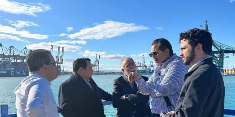 Yucatán fortalece lazos comerciales con Valencia, España