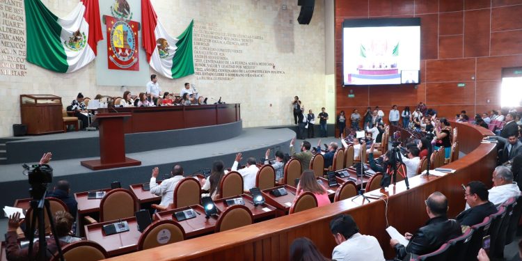 Aprueba Poder Legislativo dictámenes en diferentes rubros a beneficio de las y los oaxaqueños