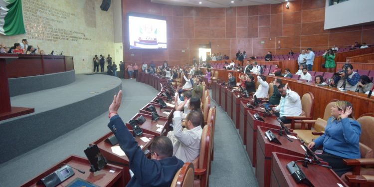 Avala Congreso de Oaxaca la desincorporación de inmuebles del patrimonio de los Servicios de Salud de Oaxaca