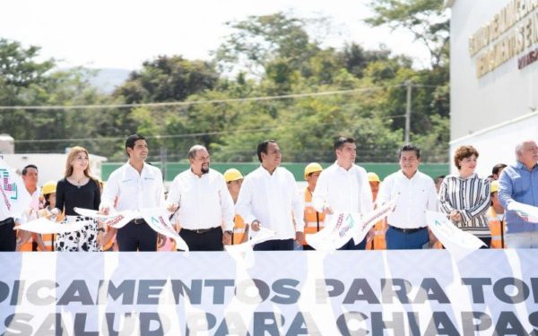 Eduardo Ramírez dio inicio al abasto masivo de medicamentos e insumos a unidades médicas de Chiapas.