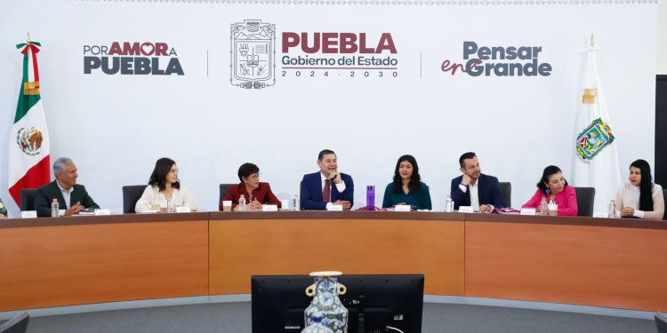 Después de 12 años, inicia reordenamiento integral del transporte público en Puebla