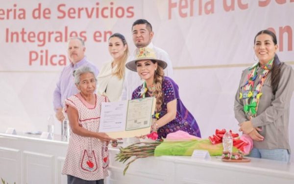 Evelyn Salgado acerca la Feria de Servicios Integrales a la zona Norte del estado