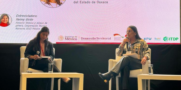 Gobierno de Oaxaca impulsa políticas públicas en el transporte para bienestar de las mujeres