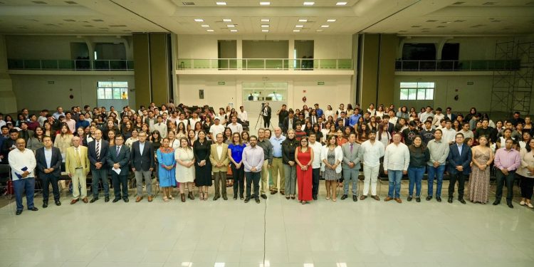 Incluyen propuestas de las juventudes en construcción de Constitución de Oaxaca