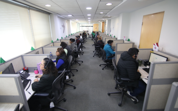 Atiende 070 a ciudadanos en náhuatl y zapoteco