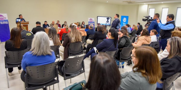 Presentan Estado y Unicef guías educativas para NNA en situación de movilidad