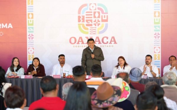 Gobierno de Oaxaca transforma la realidad de Santiago Ihuitlán Plumas