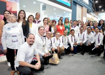 Inauguran stand de Oaxaca en la Vitrina Turística Anato 2025