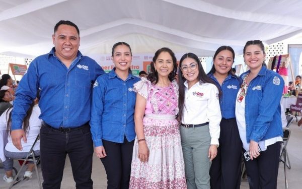 Un éxito el primer Encuentro de Desarrollo Comunitario Oaxaqueño realizado en el DIF Oaxaca