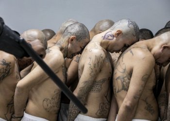 El Salvador se convierte en la cárcel de Trump y Bukele en su carcelero favorito