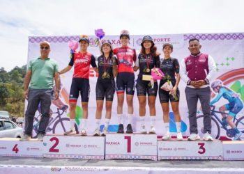 Participan 350 deportistas en la Clásica Ciclista Benito Juárez 2025