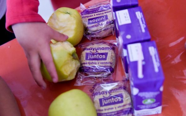 Reciben más de 30 mil niñas y niños desayunos diariamente por parte del DIF Estatal
