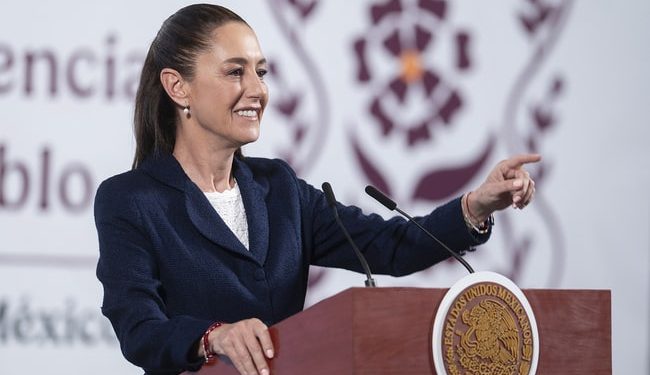 En 2025 cumpliremos el compromiso de que todas las mexicanas de 60 a 64 años reciban la Pensión Mujeres Bienestar: Presidenta