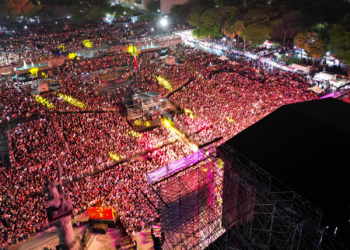 ¡Late fuerte el Macrofest en Nuevo León!; Regios disfrutan de la Banda MS