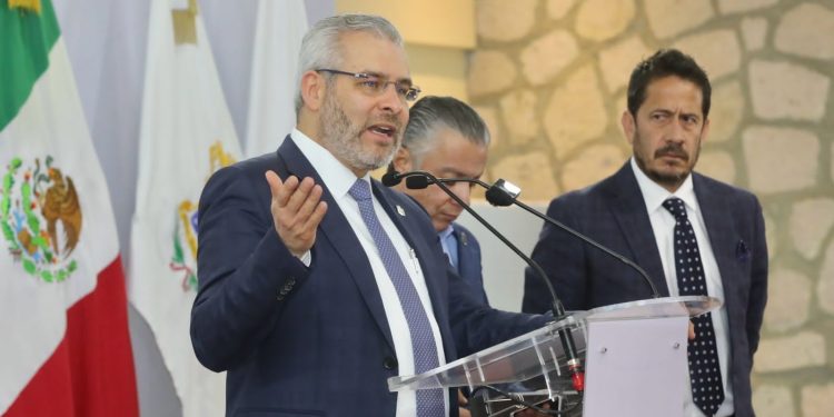 Gobierno de Michoacán invierte más de 20 mil mdp en infraestructura: Bedolla