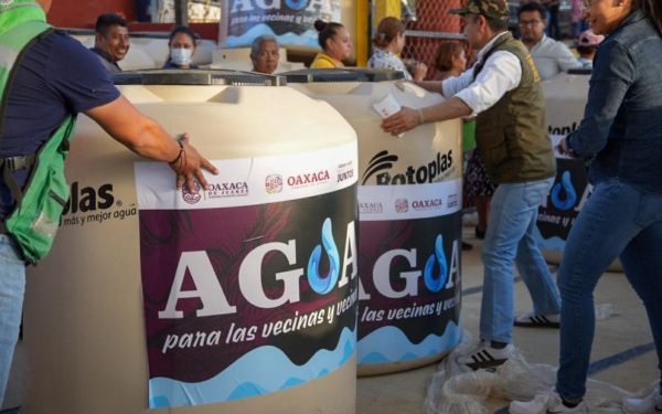 Oaxaca de Juárez fortalece acciones para el acceso al agua en la colonia Los Ángeles