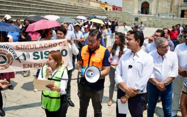 Simulacro de Sismo en el Palacio Municipal de Oaxaca de Juárez, un ejercicio de prevención ejemplar: Ray Chagoya