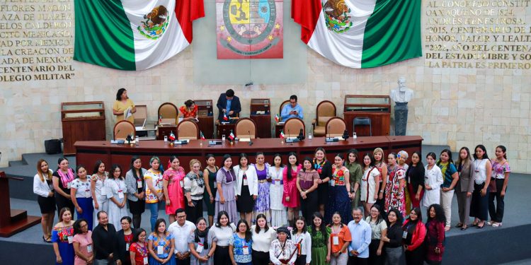 Realiza Poder Legislativo Congreso de la Mujer Oaxaqueña 2025