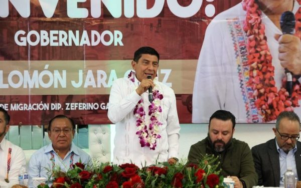 Refrenda Gobierno de la Primavera Oaxaqueña cercanía a comunidad migrante en Estados Unidos