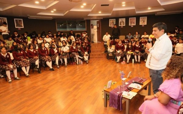 Impulsa Gobierno del Estado la lectura como herramienta para construcción de futuros más justos