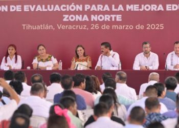 Con diálogo y cercanía, Rocío Nahle atiende las necesidades en primarias