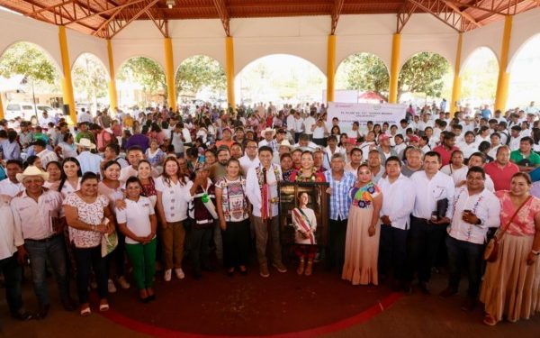 Atiende Primavera Oaxaqueña necesidades de Santa María Jacatepec con más de 25 mdp
