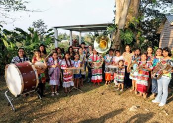 Entrega SESESP instrumentos musicales a la Banda Filarmónica de Soyaltepec