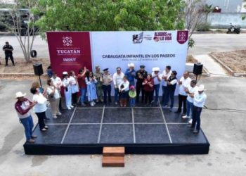 Celebran el Mes de la Niñez en Los Paseos