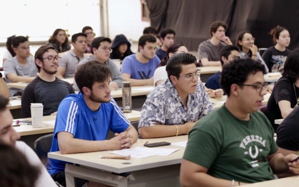 Presentan más de 150 aspirantes examen para capacitarse en Taiwán