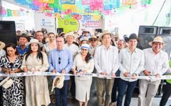 REALIZA TERE JIMÉNEZ EL TRADICIONAL RECORRIDO INAUGURAL EN LA FERIA NACIONAL DE SAN MARCOS 2025