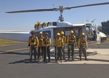 Refuerza Gobierno de Oaxaca atención a incendio intermunicipal en Santa Catarina Juquila y San Juan Quiahije