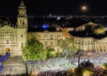«VIVE LA TRADICIÓN: PROCESIÓN DEL SILENCIO EN SAN LUIS POTOSÍ”