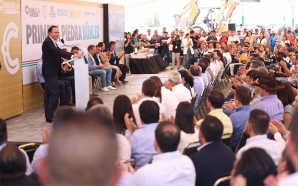 Con 1000 mdp, y mas de 500 empleos ponen primera piedra de Bühler en La Laguna