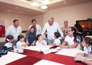 Niños y adolescentes de escuelas públicas de Guerrero participan en el Foro de Consulta “República de y para la Niñez y Adolescencia”