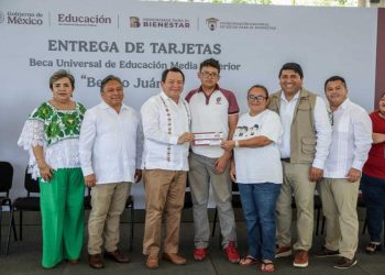 ARRANCA LA ENTREGA DE TARJETAS DE LA BECA UNIVERSAL DE EDUCACIÓN MEDIA SUPERIOR «BENITO JUÁREZ»