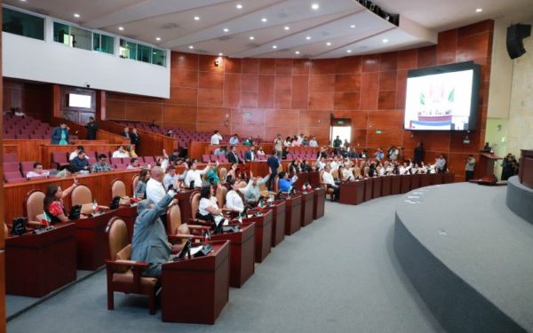 Congreso de Oaxaca reforma legislación para garantizar la inclusión de mujeres indígenas y afromexicanas en cargos comunitarios y toma de decisiones