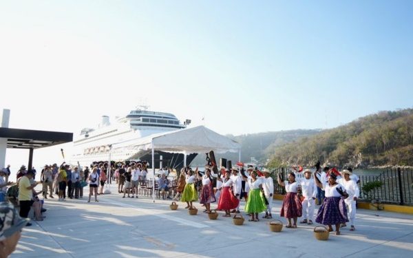 Dejan cruceros derrama económica estimada superior a 40 mdp en Huatulco: Sectur Oaxaca