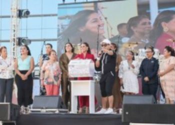 Con amor y reconocimiento, Evelyn Salgado celebra el Día de las Madres con trabajadoras del gobierno estatal