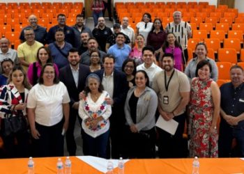 Informan PCE y Hacienda avances en materia de salud a dirigencia de la Sección 42 del SNTE en Ciudad Juárez