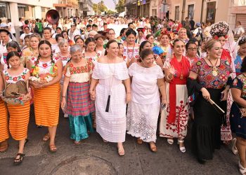Inicia en Veracruz Yolpaki, diez regiones, muchas voces, un solo corazón