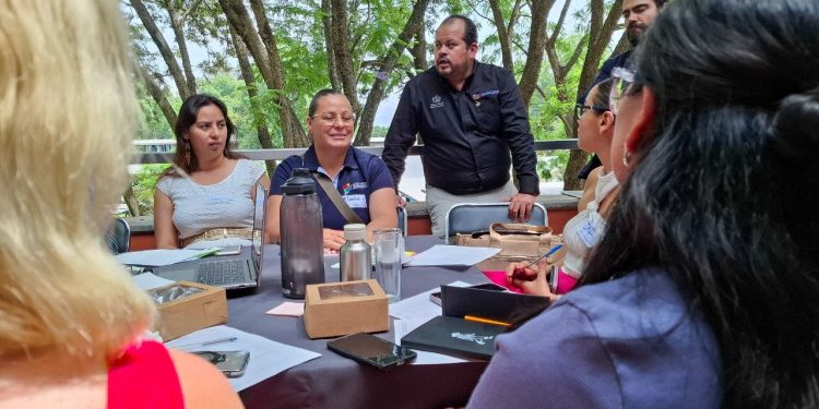 Instala Jalisco Mesa Interinstitucional para fortalecer la atención y protección de personas migrantes