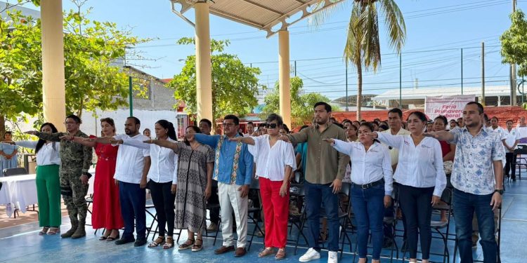 Instala Setrao comisión para prevenir y erradicar el trabajo infantil en San Pedro Mixtepec