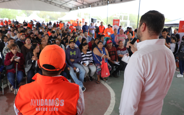 Lleva SPC mercadito a bajo costo y Hecho en Nuevo León a colonia CROC