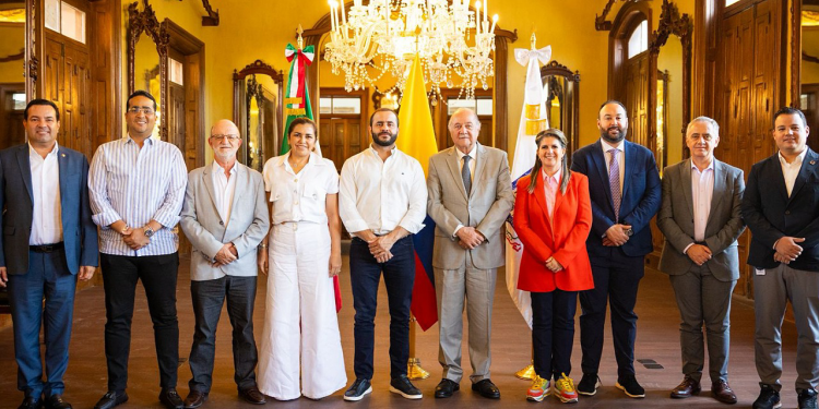 Buscan Gobernadores de Colombia replicar programas de NL