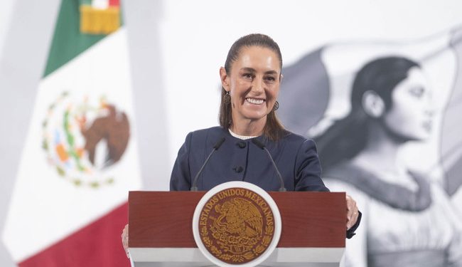 El Fondo de Pensiones del Bienestar establece un régimen solidario para garantizar pensiones justas a maestras y maestros: Presidenta