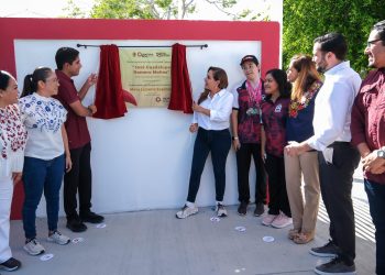 Atletas reciben de Mara Lezama rehabilitada unidad “José Guadalupe Romero Molina” en Chetumal