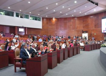 Se reforma legislación para promover el empleo temporal de migrantes y migrantes oaxaqueños en retorno