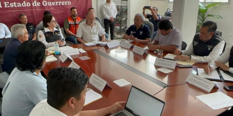 SGIRPCGRO y CNPC acuerdan estrategias de prevención y atención por temporada de lluvias y ciclones tropicales