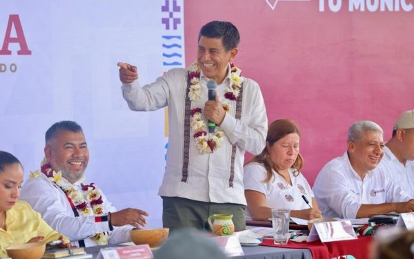 Anuncia Gobernador de Oaxaca 28 mdp para Ayotzintepec con Trabajo que Transforma tu Municipio