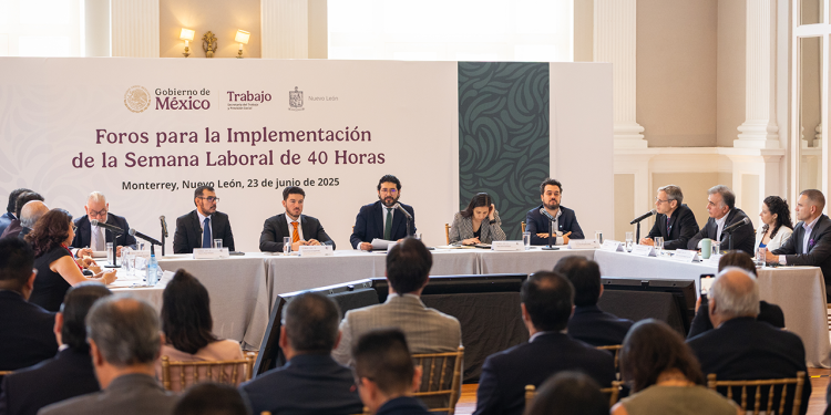 Participa Gobernador en Foro para la Implementación de la Semana Laboral de 40 horas